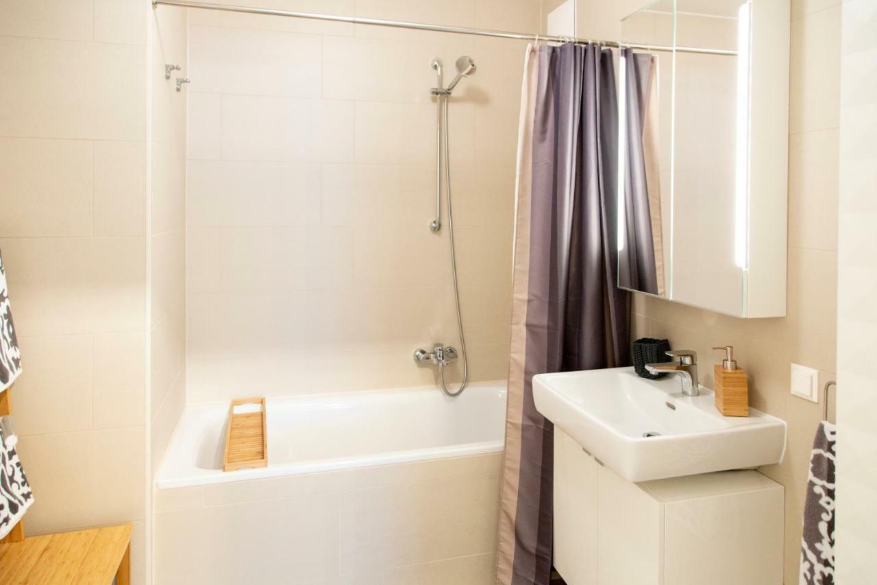 Cozy & Cool Apartment * 5 Min To City Center Vienne Extérieur photo